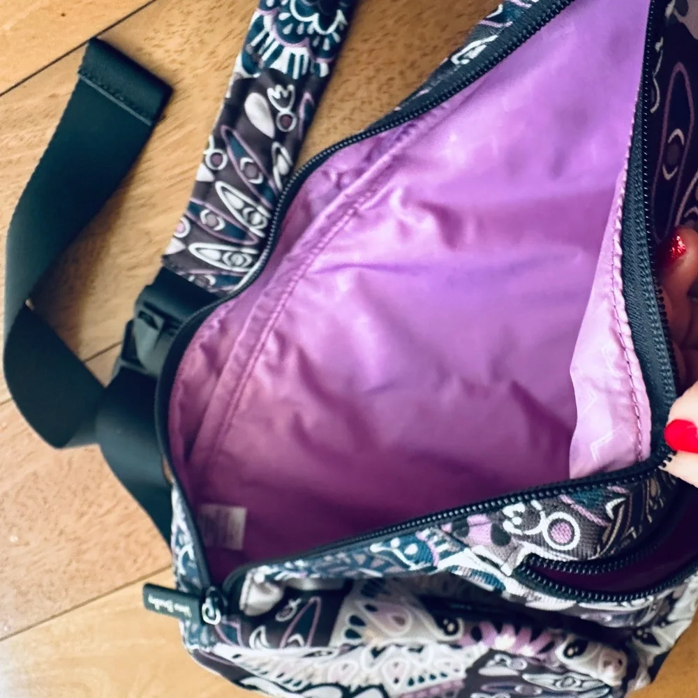 VERA BRADLEY Fabric Sling Back Pack - Picture 4 of 6